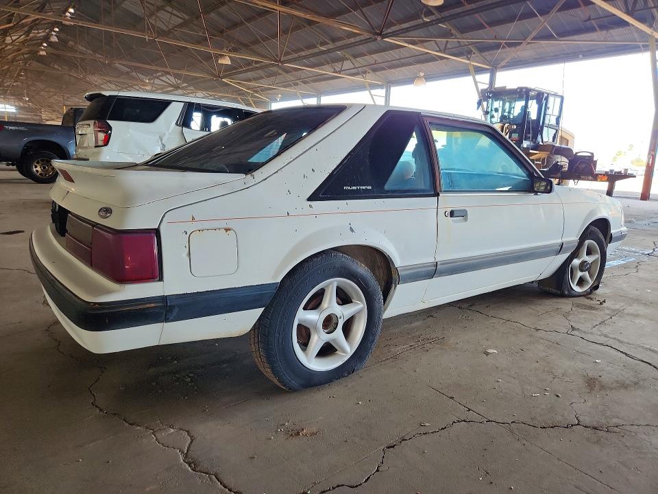 57075966 :رقم المزاد ، 1FABP41A3KF223951 vin ، 1989 Ford Mustang مزاد بيع