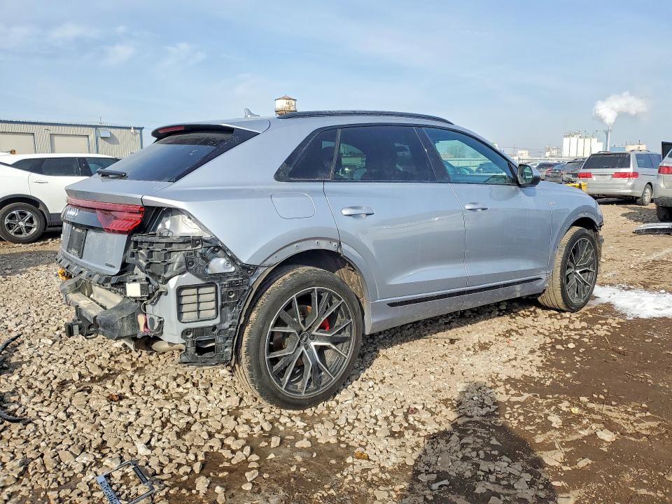 Продажа на аукционе авто 2021 Audi Q8, vin: WA1EVAF18MD016503, номер лота: 76195515