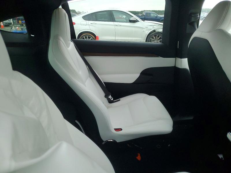 Продажа на аукционе авто 2023 Tesla Model X, vin: 7SAXCBE52PF397523, номер лота: 75787665