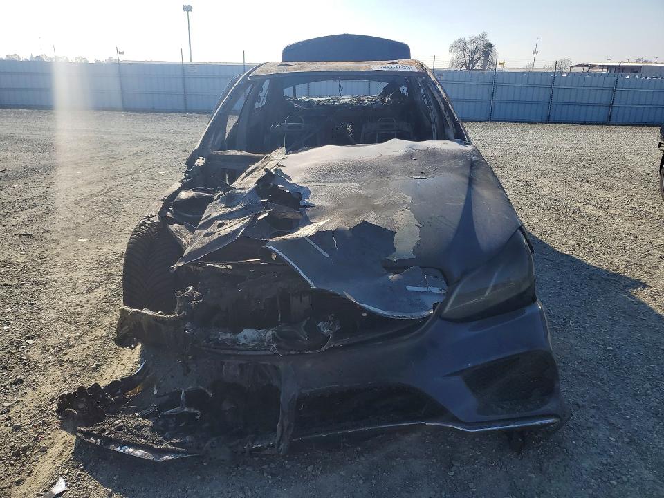 Продажа на аукционе авто 2016 Mercedes-benz E, vin: WDDHF5KBXGB213717, номер лота: 75815785
