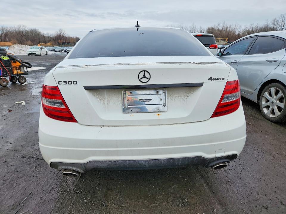 Продажа на аукционе авто 2013 Mercedes-benz C, vin: WDDGF8AB9DR274218, номер лота: 78237195