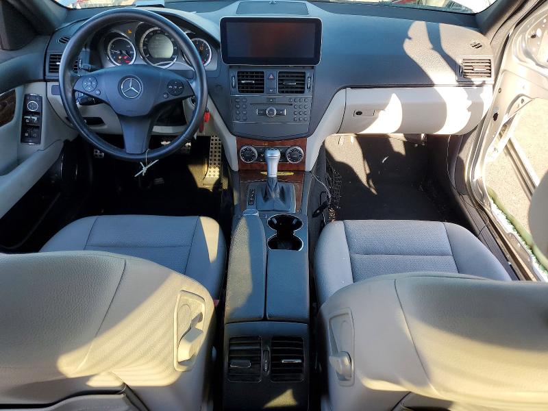 2010 Mercedes-benz C მანქანა იყიდება აუქციონზე, vin: WDDGF5EB4AR117619, აუქციონის ნომერი: 77432055