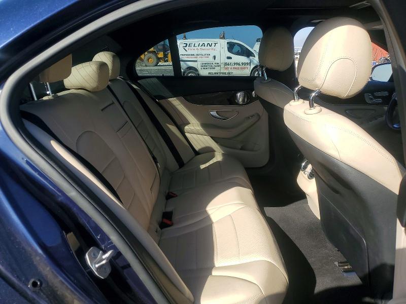 77014725 :رقم المزاد ، 55SWF4KB8JU242678 vin ، 2018 Mercedes-benz C مزاد بيع