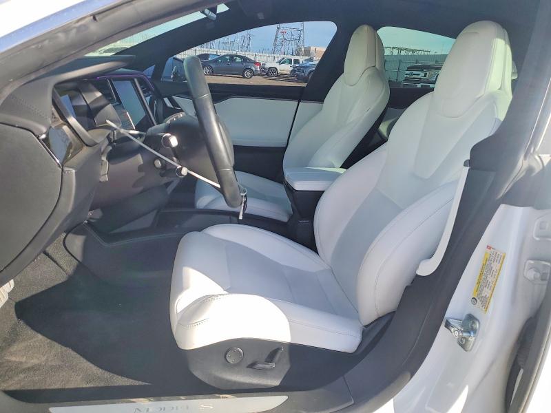 76136145 :رقم المزاد ، 5YJSA1E43KF330923 vin ، 2019 Tesla Model S مزاد بيع