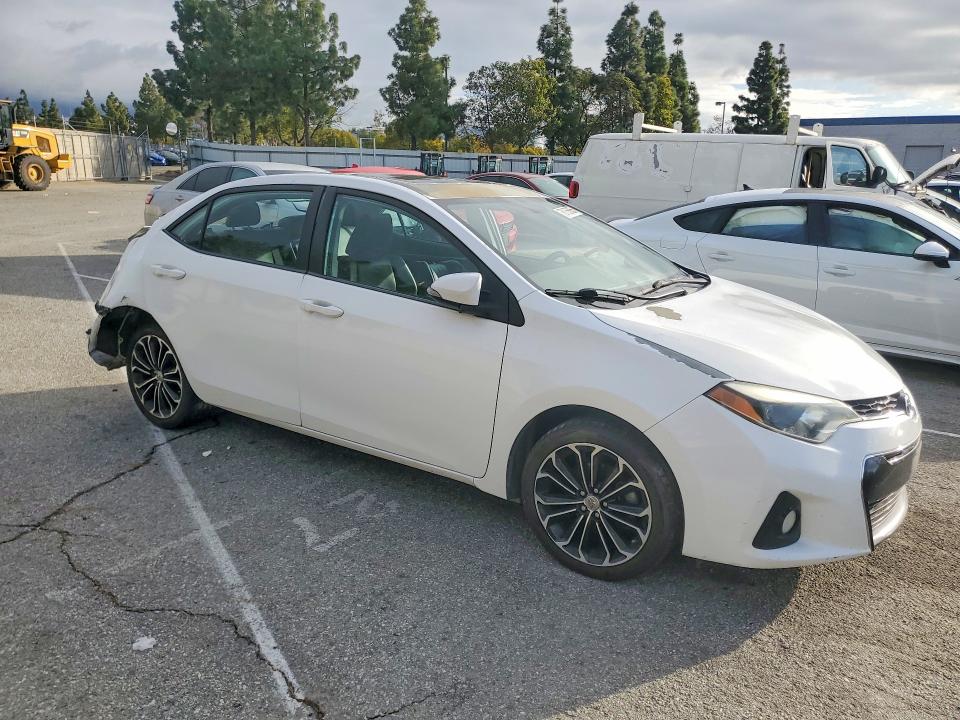 2015 Toyota Corolla მანქანა იყიდება აუქციონზე, vin: 5YFBURHE1FP347031, აუქციონის ნომერი: 52730706