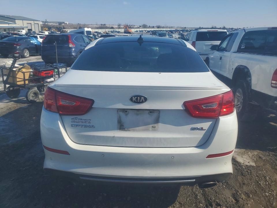 Продажа на аукционе авто 2015 Kia Optima, vin: 5XXGR4A68FG418327, номер лота: 74681385