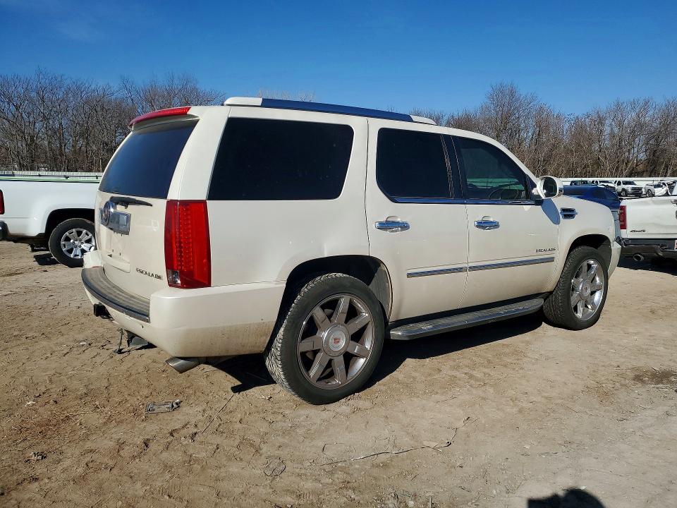 Продажа на аукционе авто 2013 Cadillac Escalade, vin: 1GYS3BEF6DR217718, номер лота: 74647975