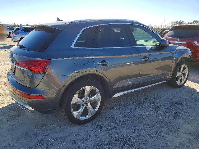 75677655 :رقم المزاد ، WA1EAAFY5N2139357 vin ، 2022 Audi Q5 مزاد بيع