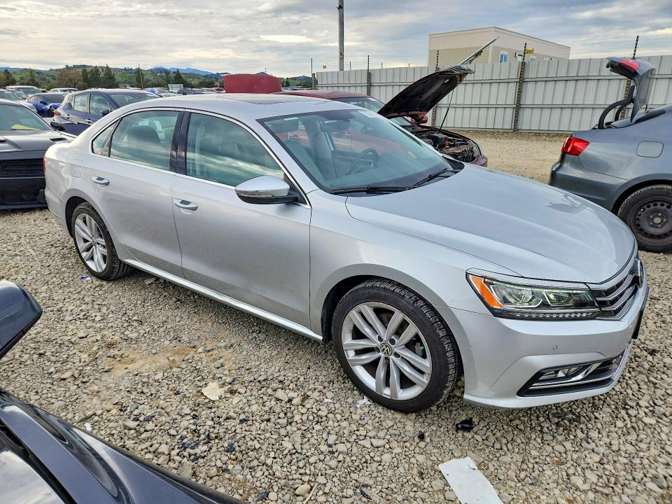 Auction sale of the 2018 Volkswagen Passat, vin: 1VWBA7A3XJC030370, lot number: 78375965