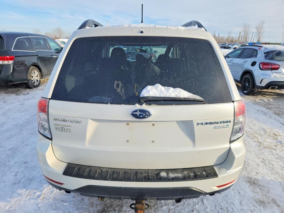 Auction sale of the 2013 Subaru Forester, vin: JF2SHEBC9DH417356, lot number: 76923445
