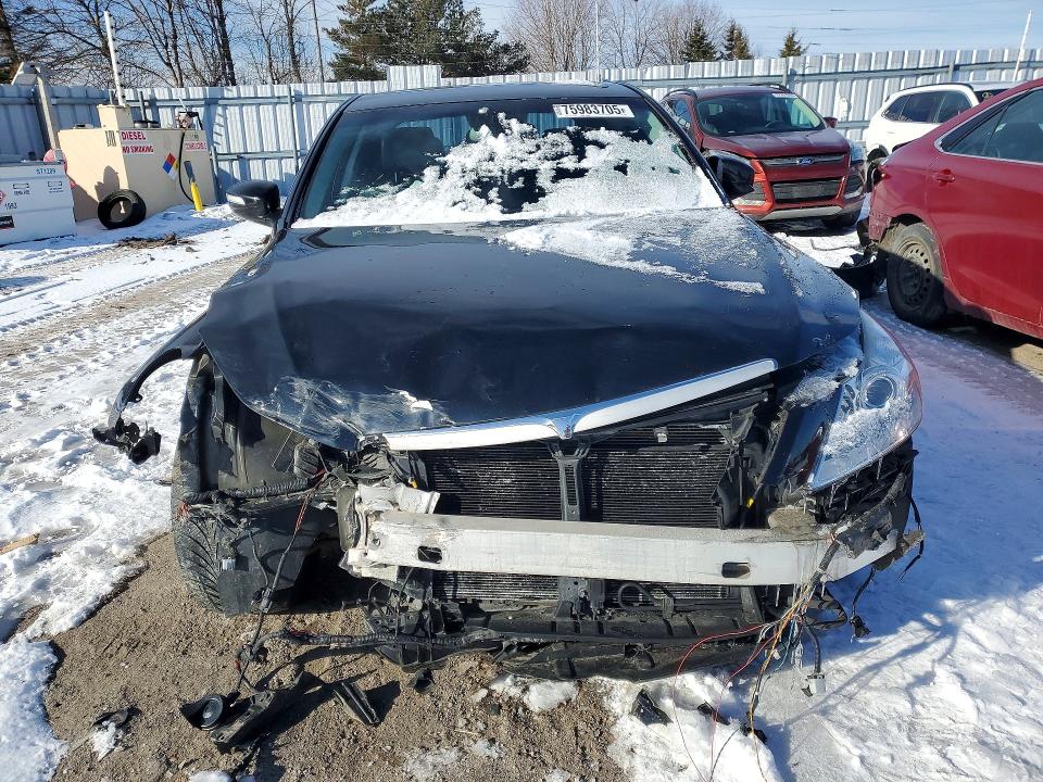 75983705 :رقم المزاد ، KMHGC4DE8BU146057 vin ، 2011 Hyundai Genesis مزاد بيع