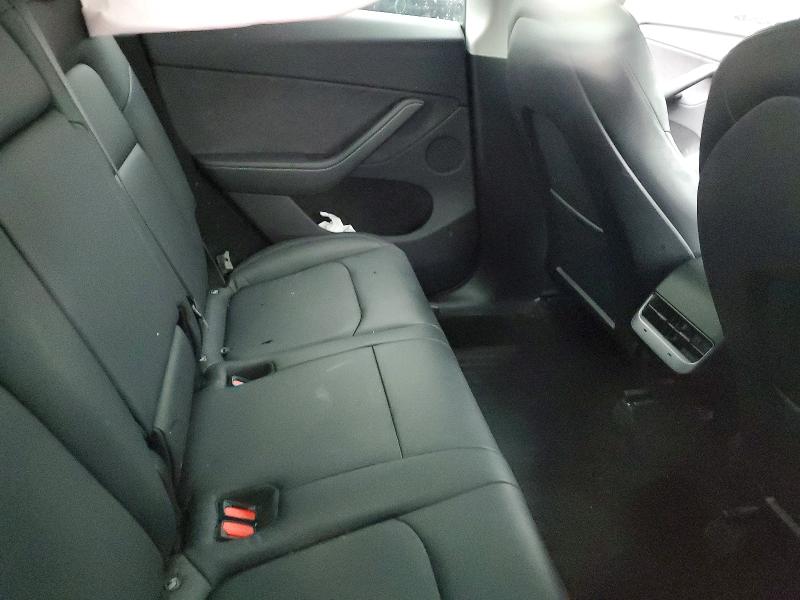 78900725 :رقم المزاد ، 7SAYGDEE0RA215256 vin ، 2024 Tesla Model Y مزاد بيع
