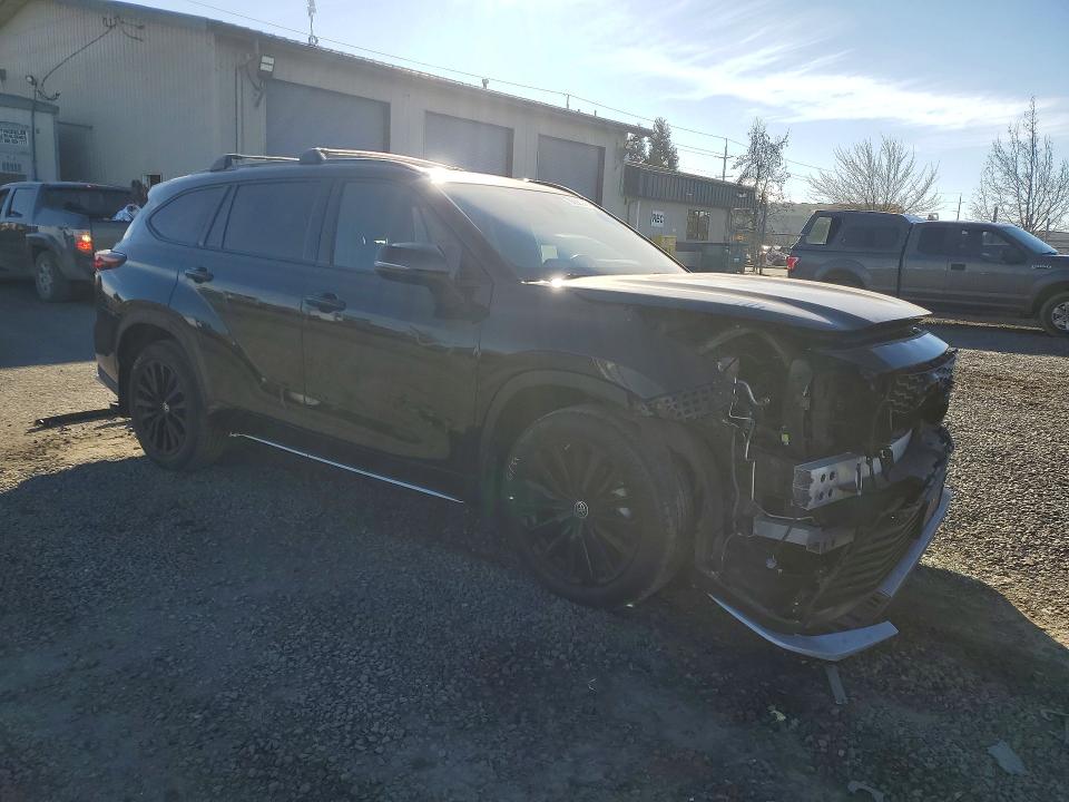 79222245 :رقم المزاد ، 5TDKDRBH0RS532718 vin ، 2024 Toyota Highlander مزاد بيع