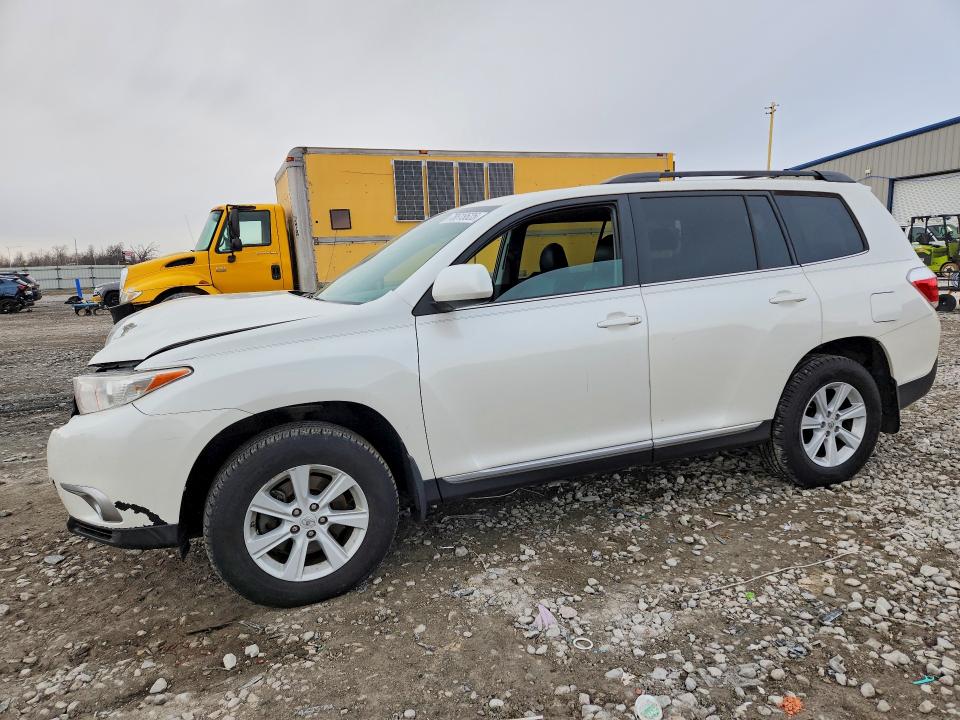 2013 Toyota Highlander მანქანა იყიდება აუქციონზე, vin: 5TDBK3EH9DS218377, აუქციონის ნომერი: 78618625