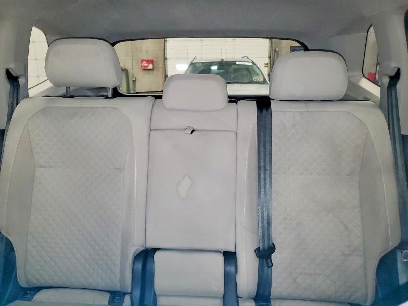 Продаж на аукціоні авто 2018 Volkswagen Tiguan, vin: 3VV0B7AX4JM157917, номер лоту: 76269125