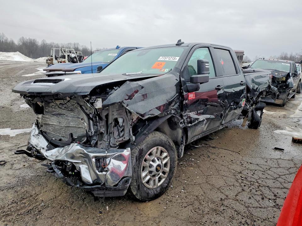Auction sale of the 2025 Chevrolet Silverado, vin: 2GC1KNEY3S1232061, lot number: 77371215