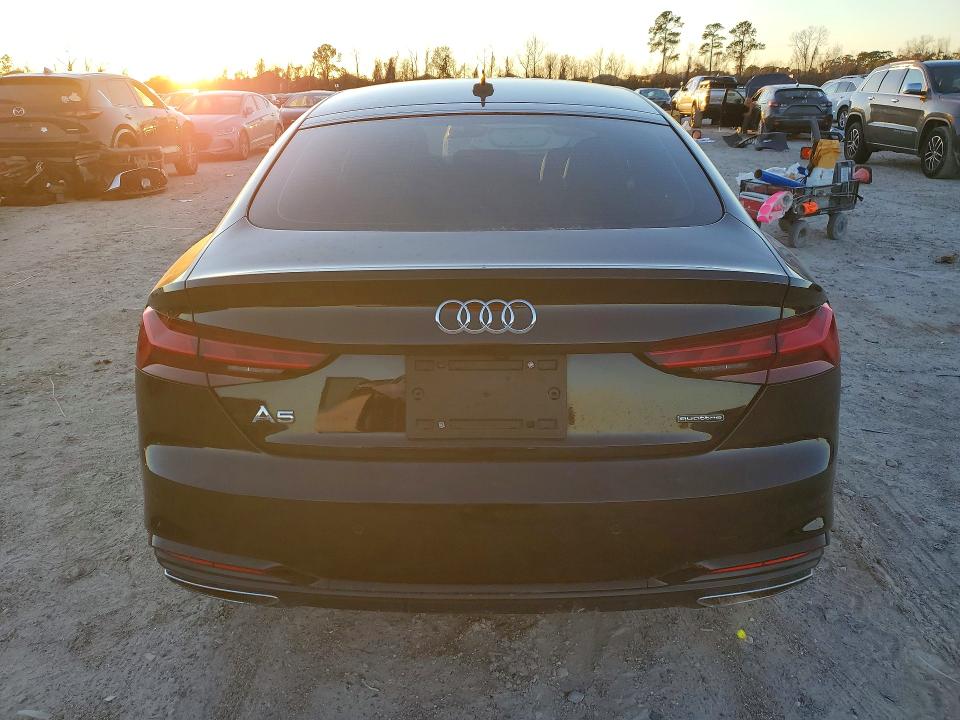 Aukcja sprzedaży 2021 Audi A5 Premium, vin: WAUFACF55MA052569, numer aukcji: 76605695