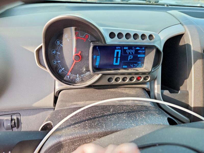 75666825 :رقم المزاد ، 1G1JC6SH3F4176665 vin ، 2015 Chevrolet Sonic مزاد بيع