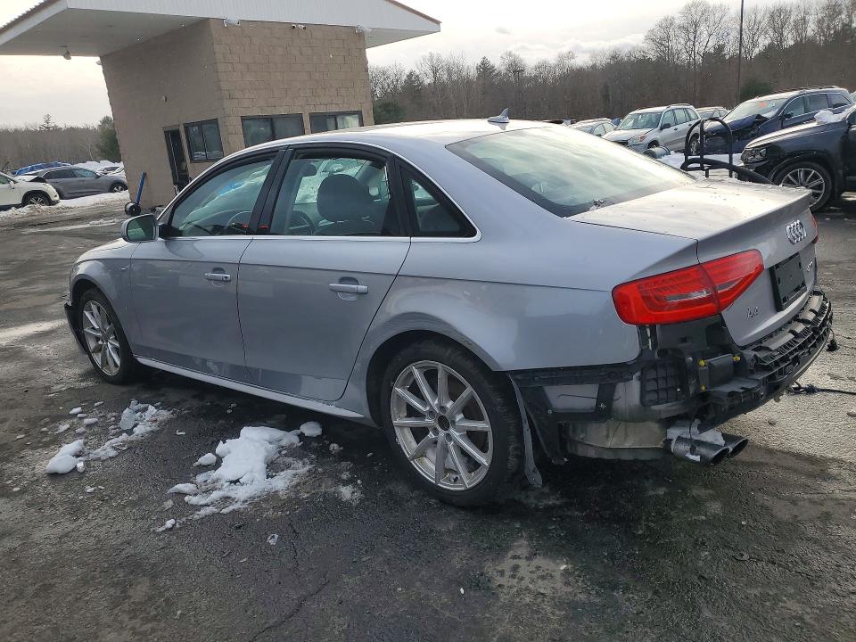 76638705 :رقم المزاد ، WAUFFAFLXFN005666 vin ، 2015 Audi A4 مزاد بيع
