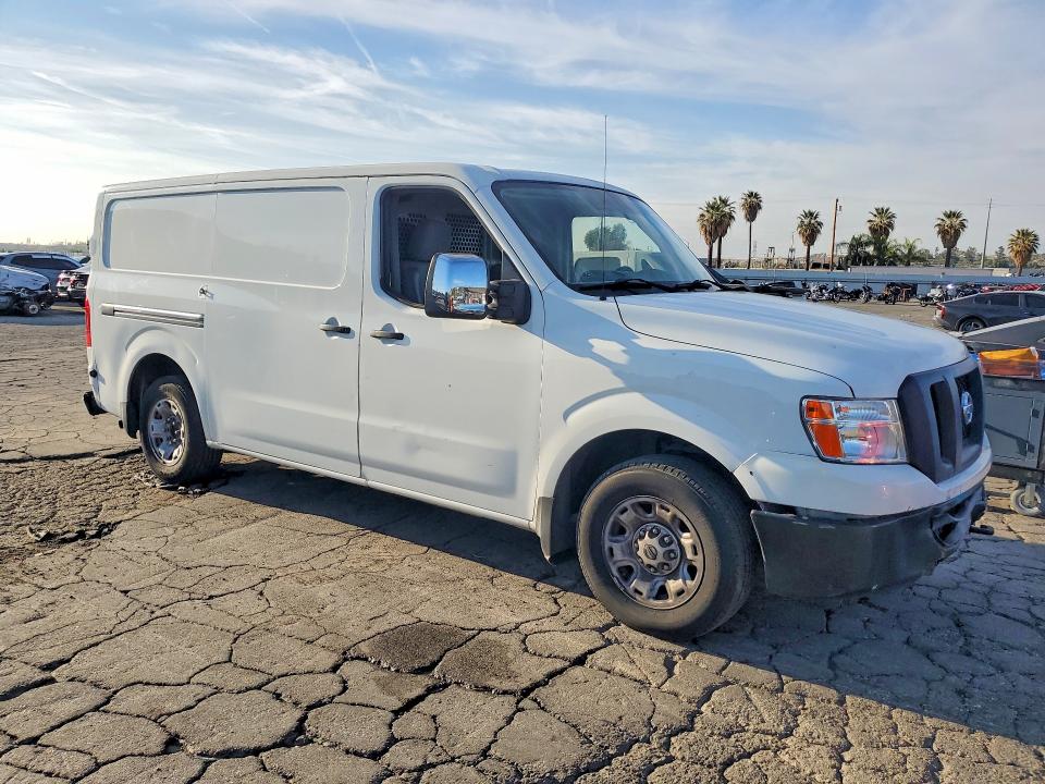 75285205 :رقم المزاد ، 1N6AF0KY7JN816971 vin ، 2018 Nissan Nv مزاد بيع