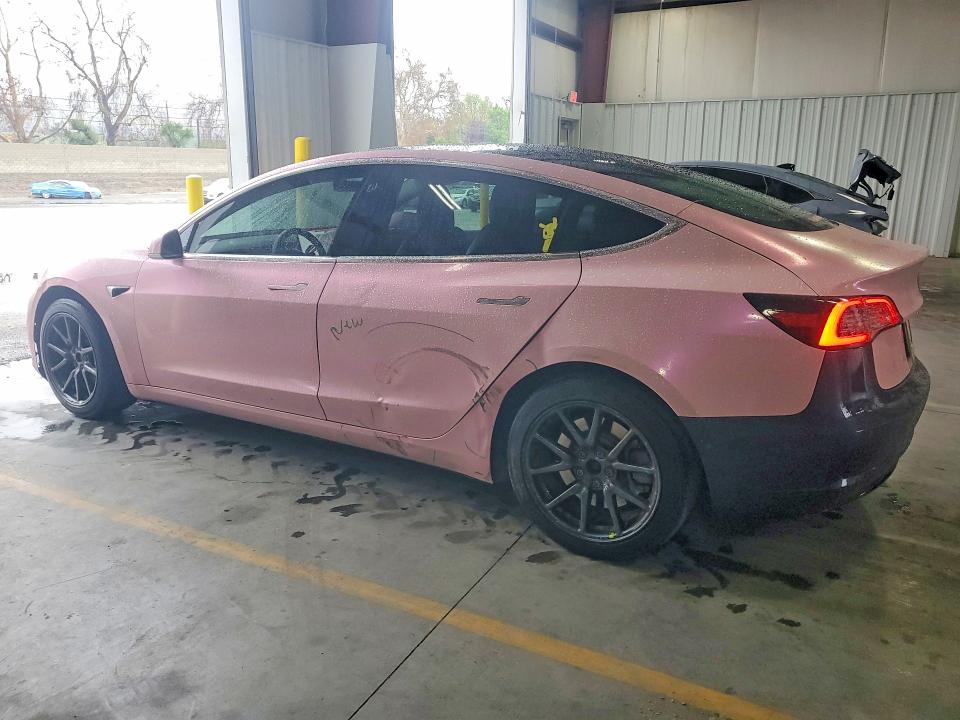 77090185 :رقم المزاد ، 5YJ3E1EB7KF453194 vin ، 2019 Tesla Model 3 مزاد بيع
