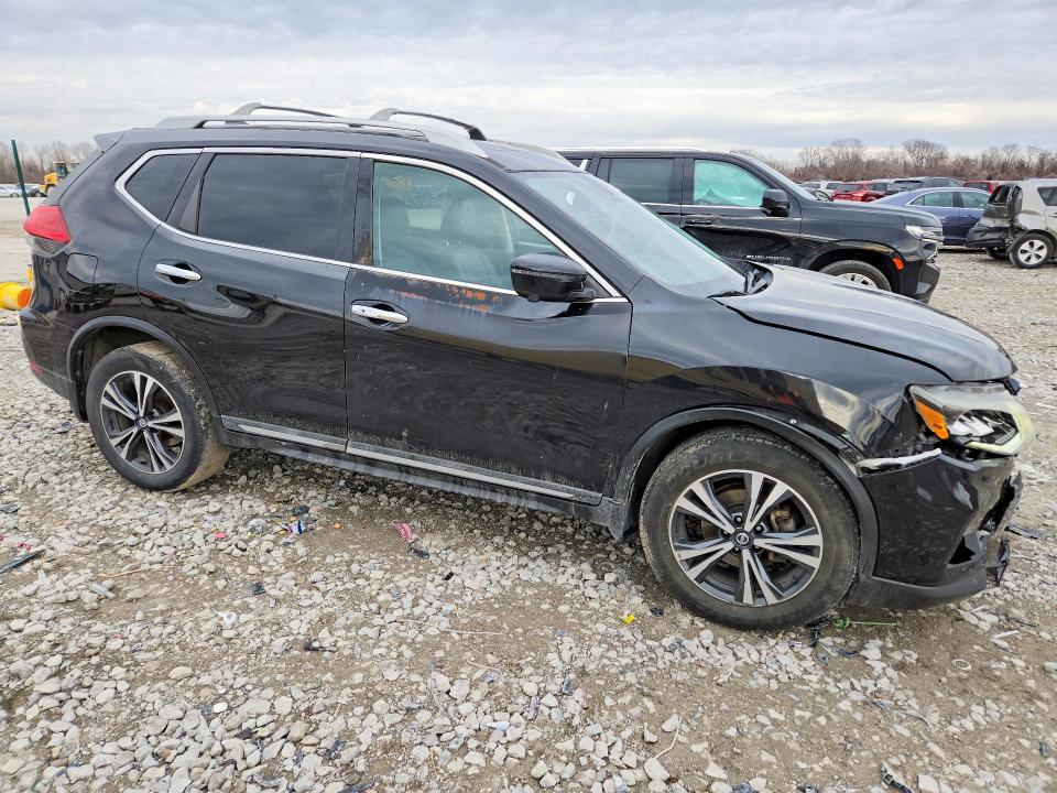 2017 Nissan Rogue მანქანა იყიდება აუქციონზე, vin: 5N1AT2MV4HC868098, აუქციონის ნომერი: 77571065