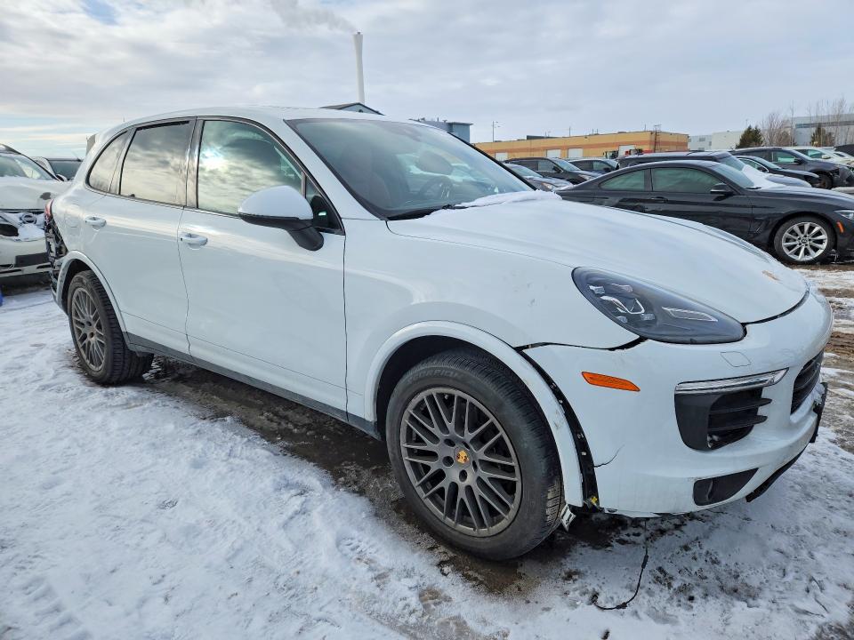Продажа на аукционе авто 2017 Porsche Cayenne, vin: WP1AA2A25HKA90144, номер лота: 76139345