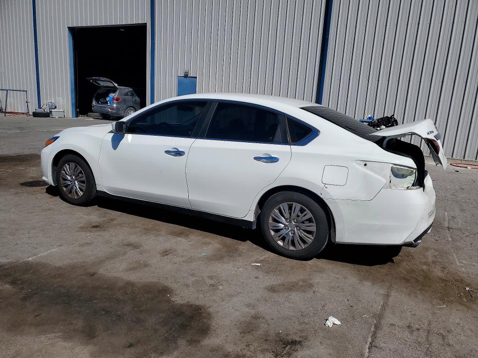 Продаж на аукціоні авто 2018 Nissan Altima, vin: 1N4AL3AP3JC119031, номер лоту: 78791385