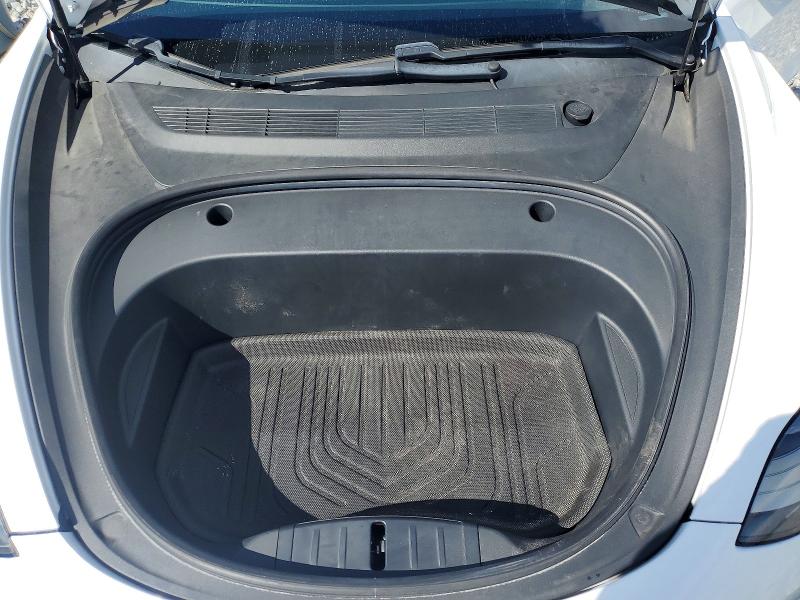 77231285 :رقم المزاد ، 5YJ3E1EA3MF028811 vin ، 2021 Tesla Model 3 مزاد بيع