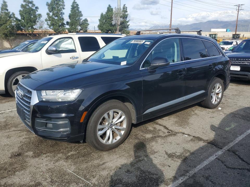 2018 Audi Q7 მანქანა იყიდება აუქციონზე, vin: WA1LAAF78JD003737, აუქციონის ნომერი: 78306965