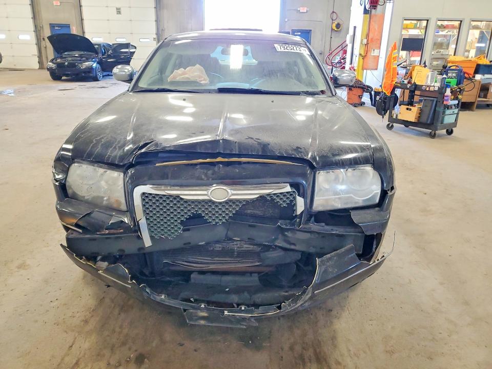 79252735 :رقم المزاد ، 2C3KK53G08H210277 vin ، 2008 Chrysler 300 مزاد بيع