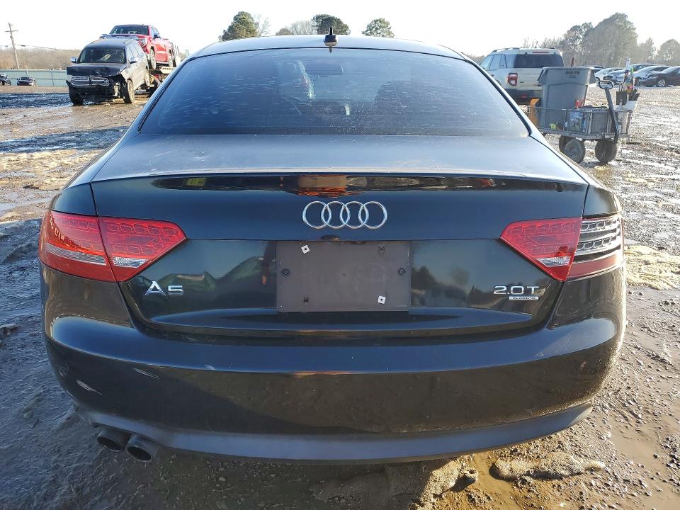 2011 Audi A5 მანქანა იყიდება აუქციონზე, vin: WAULFAFR8BA044989, აუქციონის ნომერი: 75802895