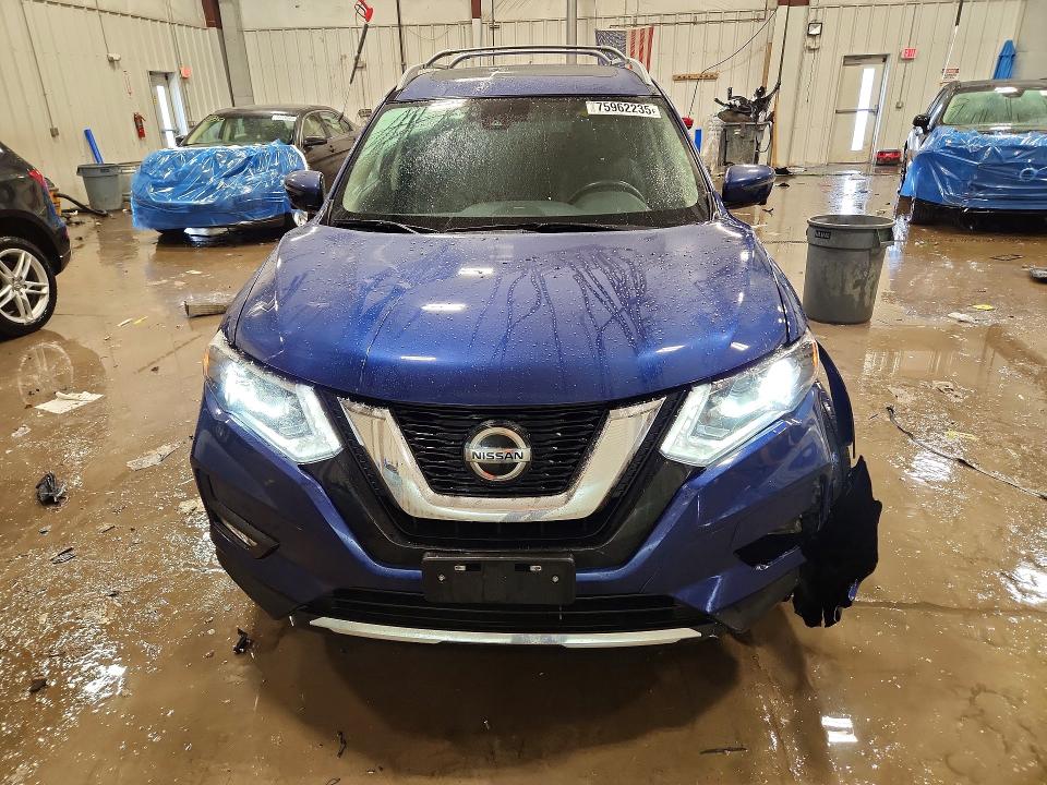 Продажа на аукционе авто 2020 Nissan Rogue, vin: 5N1AT2MV4LC738279, номер лота: 75962235