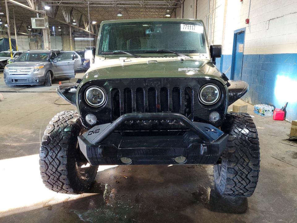 77111715 :رقم المزاد ، 1C4BJWDG1GL100195 vin ، 2016 Jeep Wrangler Unlimited مزاد بيع