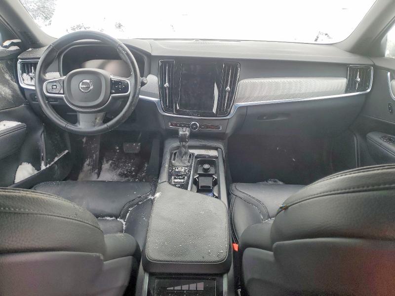 Продаж на аукціоні авто 2018 Volvo V90 Cross Country, vin: YV4A22NL1J1015256, номер лоту: 73330025