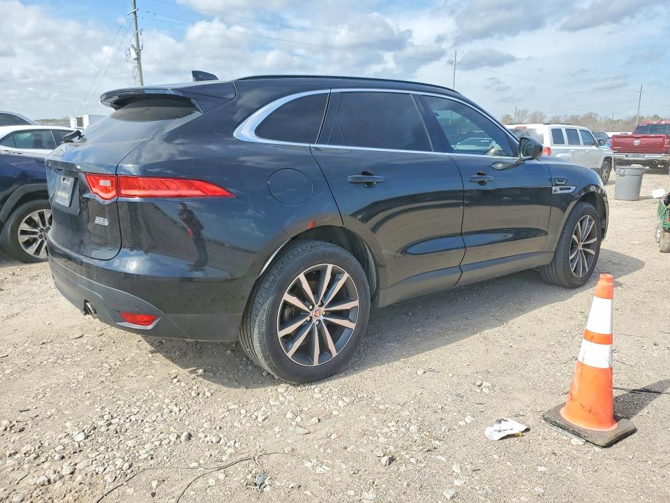Продаж на аукціоні авто 2017 Jaguar F-pace, vin: SADCK2BV2HA894931, номер лоту: 75762075