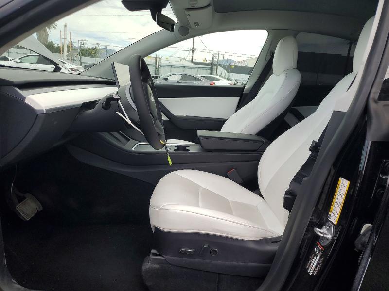 75783575 :رقم المزاد ، 7SAYGDEE7NF417881 vin ، 2022 Tesla Model Y مزاد بيع