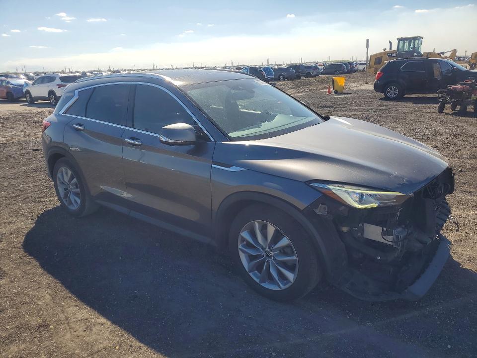 79060445 :رقم المزاد ، 3PCAJ5M33KF109933 vin ، 2019 Infiniti Qx50 مزاد بيع