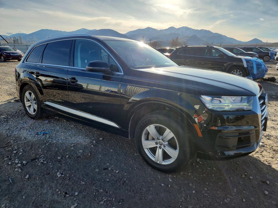 79583255 :رقم المزاد ، WA1LHAF78JD037558 vin ، 2018 Audi Q7 مزاد بيع