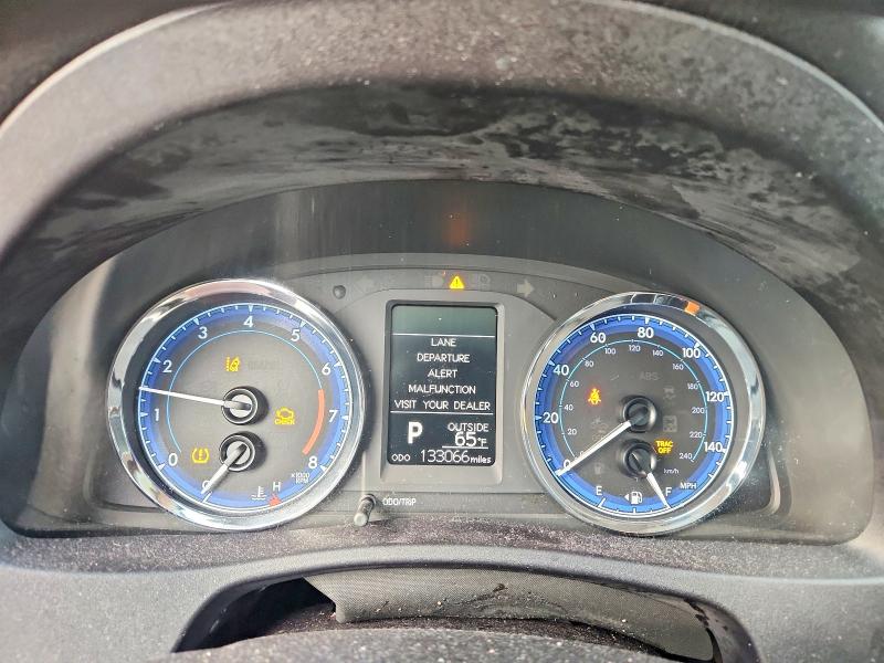 76321735 :رقم المزاد ، 2T1BURHE4JC029042 vin ، 2018 Toyota Corolla مزاد بيع