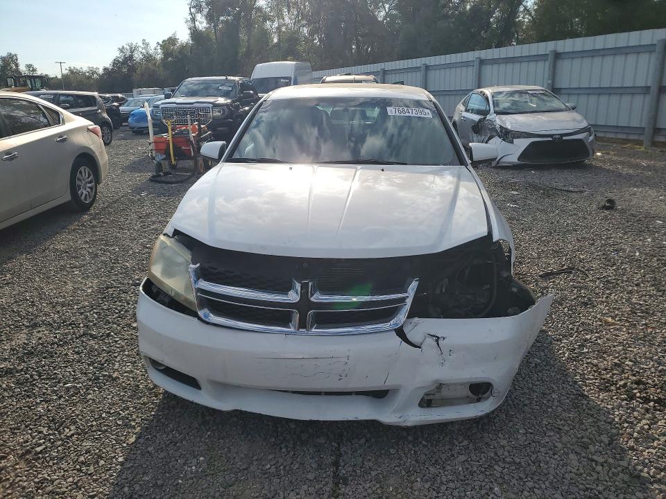 Продаж на аукціоні авто 2011 Dodge Avenger, vin: 1B3BD1FG7BN548981, номер лоту: 76847395