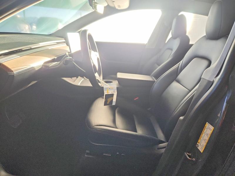 2021 Tesla Model Y მანქანა იყიდება აუქციონზე, vin: 5YJYGAED0MF142744, აუქციონის ნომერი: 77152955