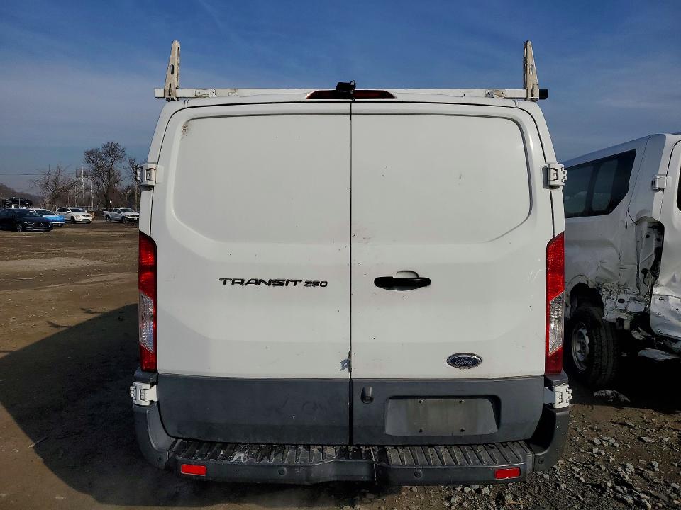 2016 Ford Transit მანქანა იყიდება აუქციონზე, vin: 1FTYR1ZM3GKA82521, აუქციონის ნომერი: 51383616