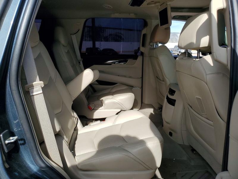 77017905 :رقم المزاد ، 1GYS4BKJ4LR147558 vin ، 2020 Cadillac Escalade مزاد بيع