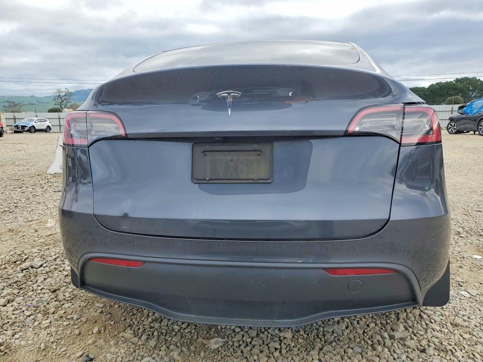 Продажа на аукционе авто 2023 Tesla Model Y, vin: 7SAYGDED4PF971843, номер лота: 79009305