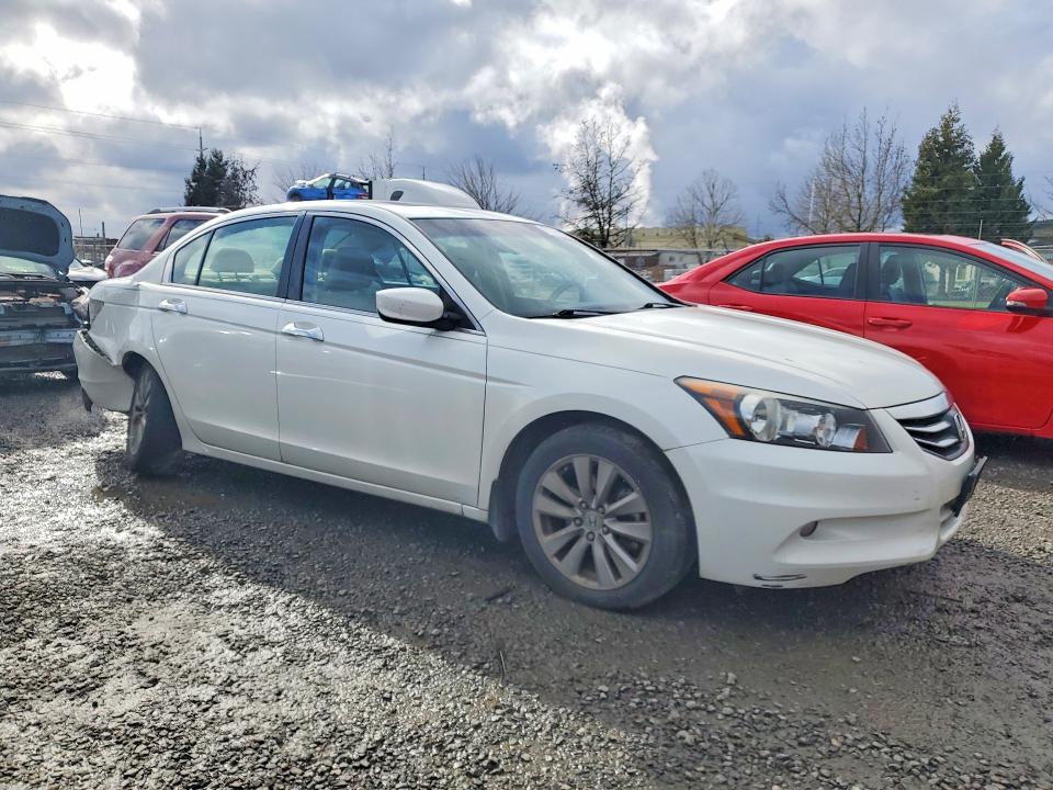 2012 Honda Accord მანქანა იყიდება აუქციონზე, vin: 1HGCP3F81CA038070, აუქციონის ნომერი: 77775155