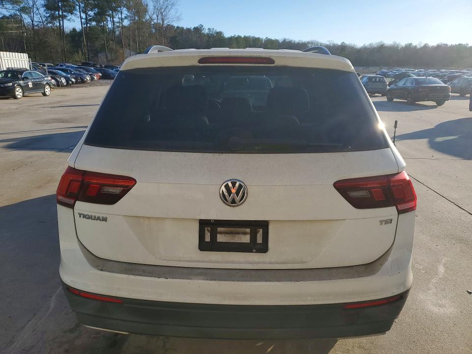 Продаж на аукціоні авто 2018 Volkswagen Tiguan, vin: 3VV1B7AX9JM111505, номер лоту: 75181645