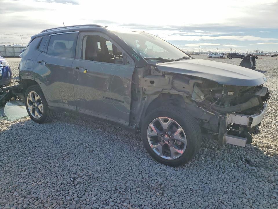 76979575 :رقم المزاد ، 3C4NJDCB5MT596433 vin ، 2021 Jeep Compass مزاد بيع