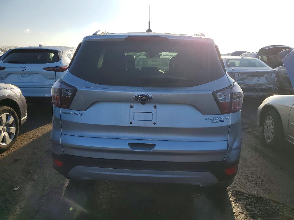 Aukcja sprzedaży 2017 Ford Escape, vin: 1FMCU9J93HUA59739, numer aukcji: 77684395