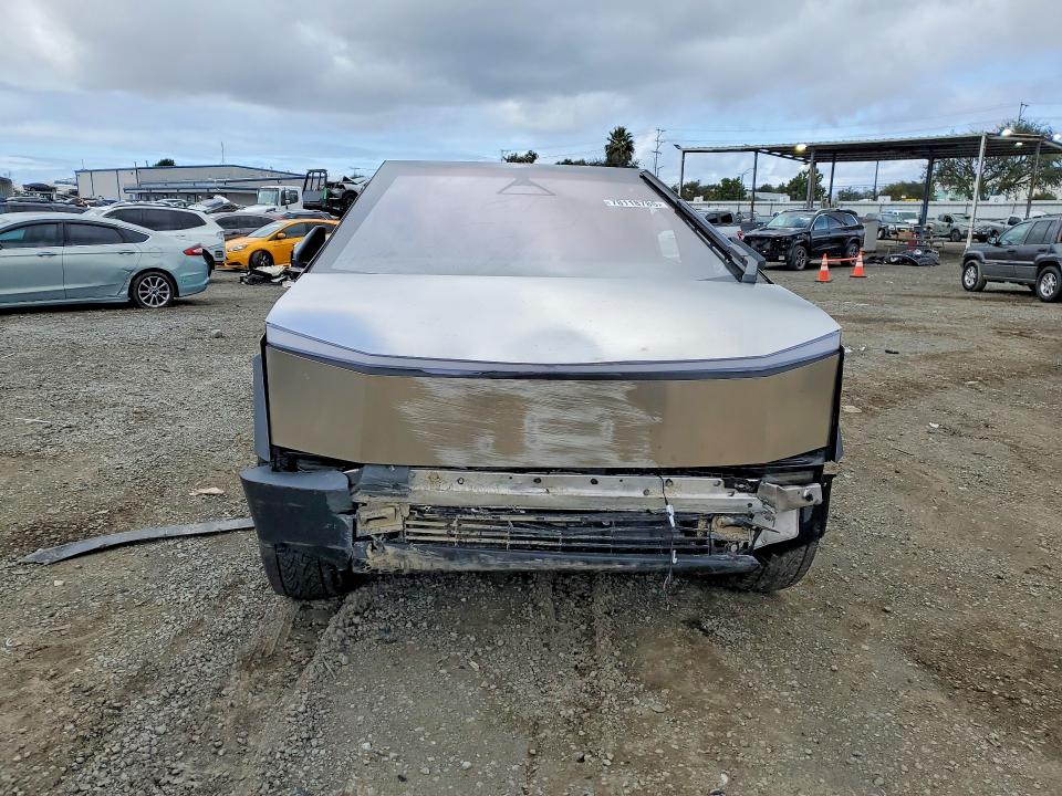 Продажа на аукционе авто 2025 Tesla Cybertruck, vin: 7G2CEHED7SA066780, номер лота: 78118785